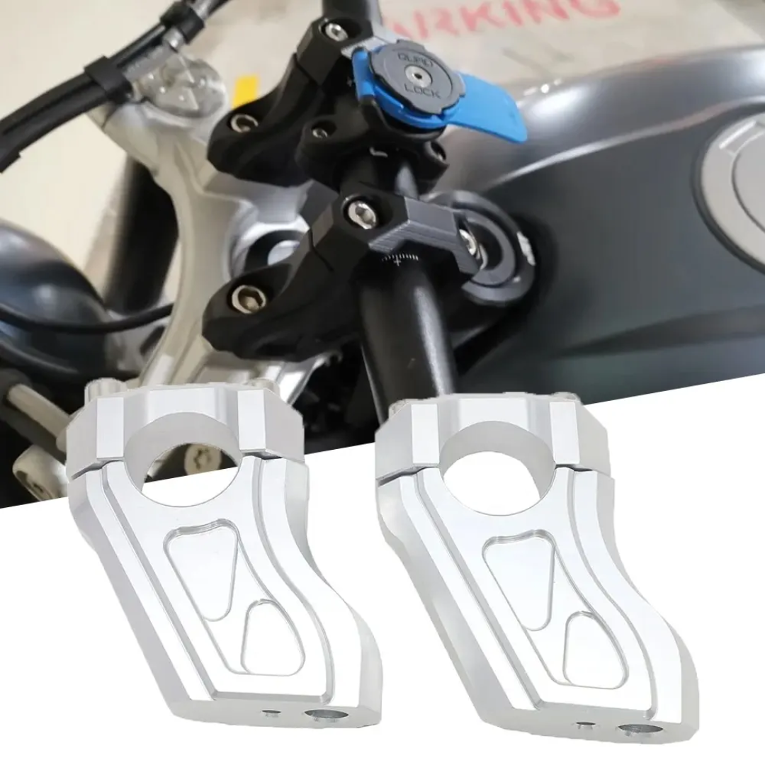 Silver Handlebar Risers BMW R nineT: Upwards and Back